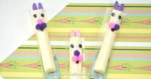 Easter is identical with bunnies and eggs. Today I would like to share Easter Bunny Cheese sticks for your little people's craft activities.