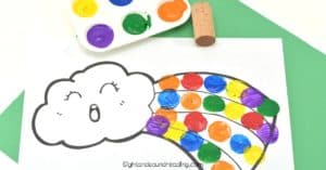 Spring and St. Patrick's Day are coming very soon. I am thinking of rainbow that we have longed to see after the cold winter. Rainbow Wine Cork Painting will be an adorable artwork that can keep the little people busy.