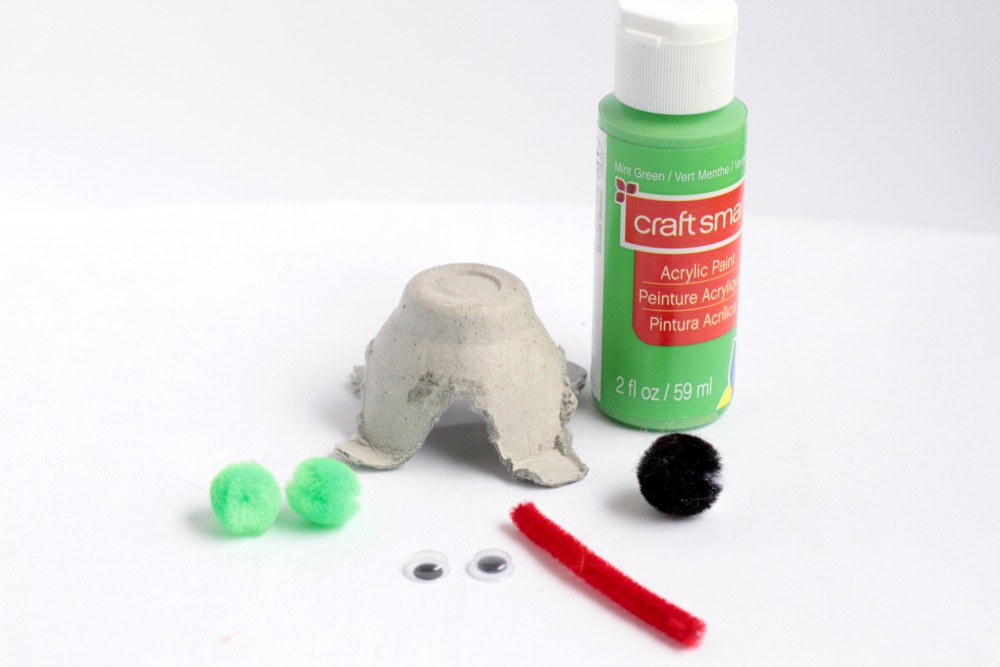 Letter f craft to make frog egg carton craft is a fun way to help teach kids about the letter F. This craft would make the perfect to learn about letter F.