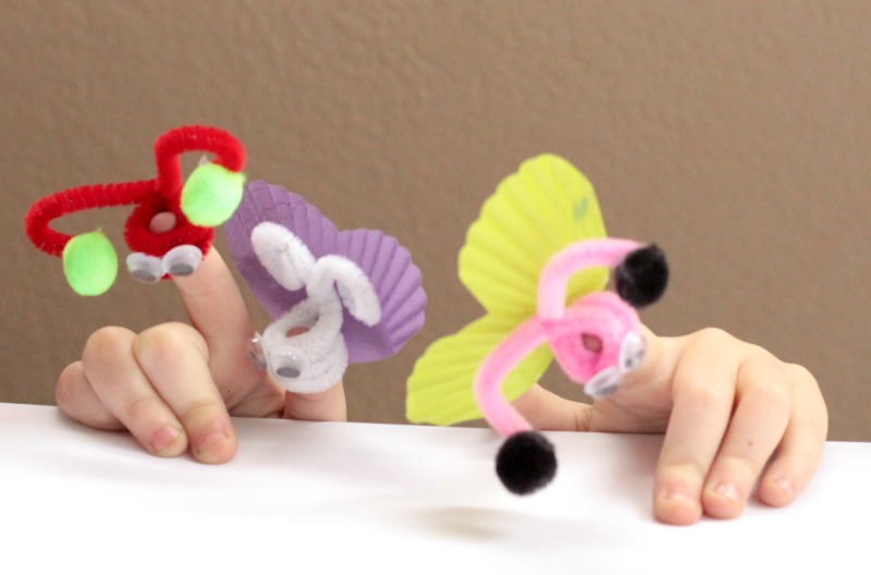 These love bug finger puppets do just that! You'll love that the puppets are easy to make, require few supplies, and don't take a lot of time to craft.