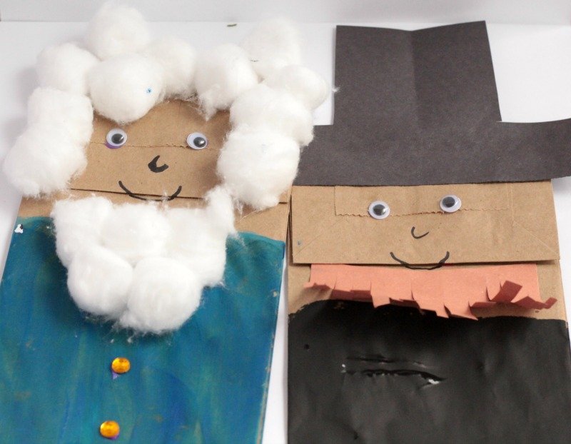 These paper bag president puppets, George Washington and Abraham Lincoln, are fun for kids to make to keep kids busy while learning.